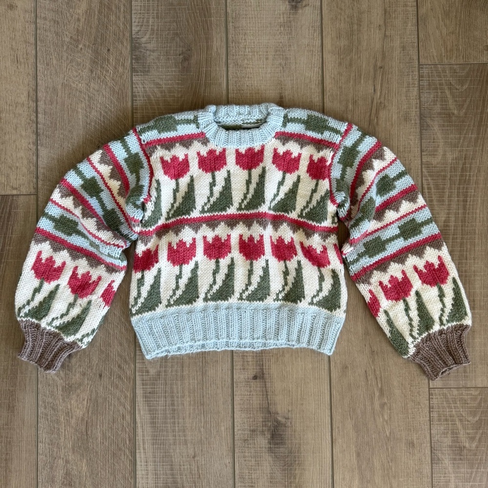 SOLD Children’s Tween Girls Hand Knit ✨ Vintage Boho Vibes ✨ Spring Tulip